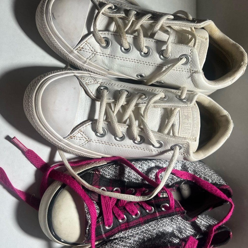 Size 1 Converse Kids White Sneakers